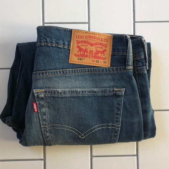Levi's Other - Levi’s 541 Jeans 32 x 32